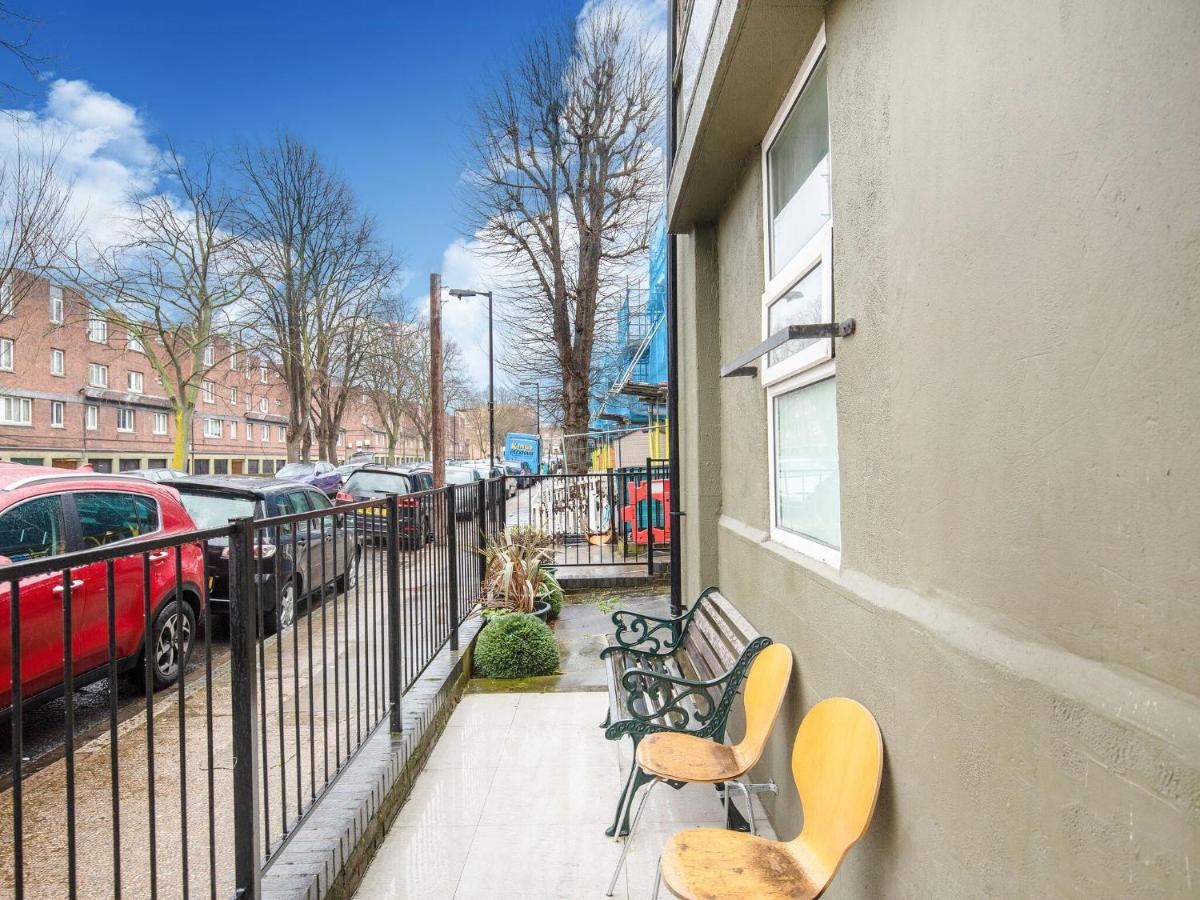 Lovely Studio In London With Patio Dış mekan fotoğraf